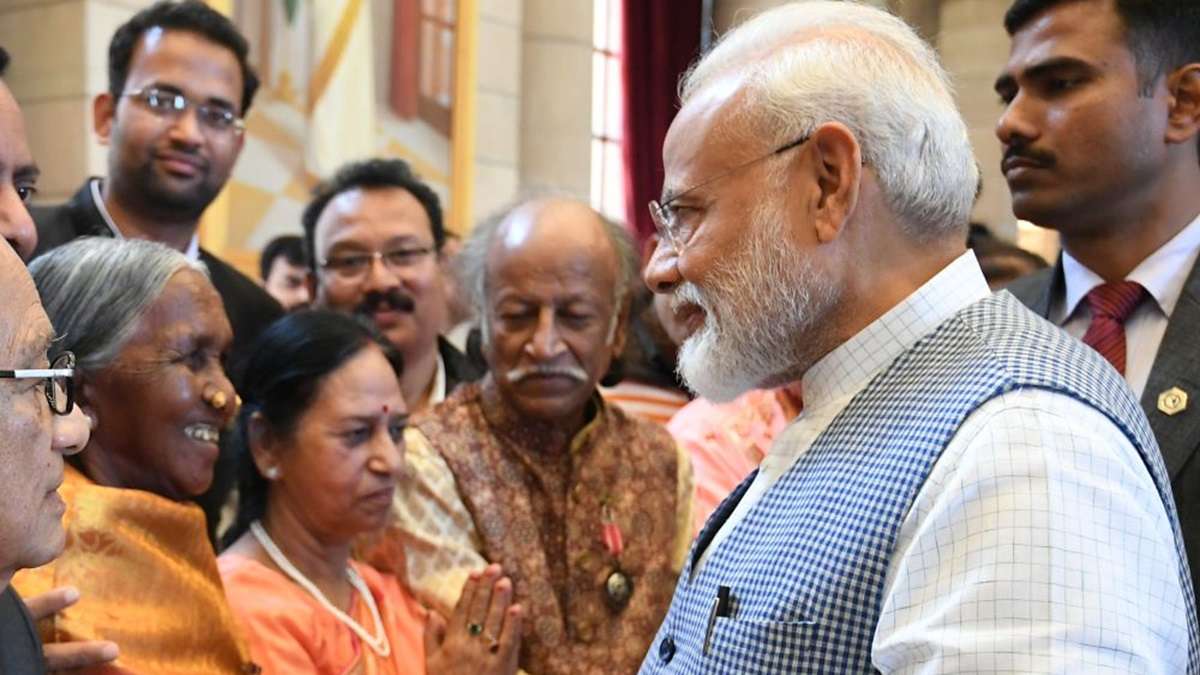 agriculturist Kamala Pujari and PM Modi