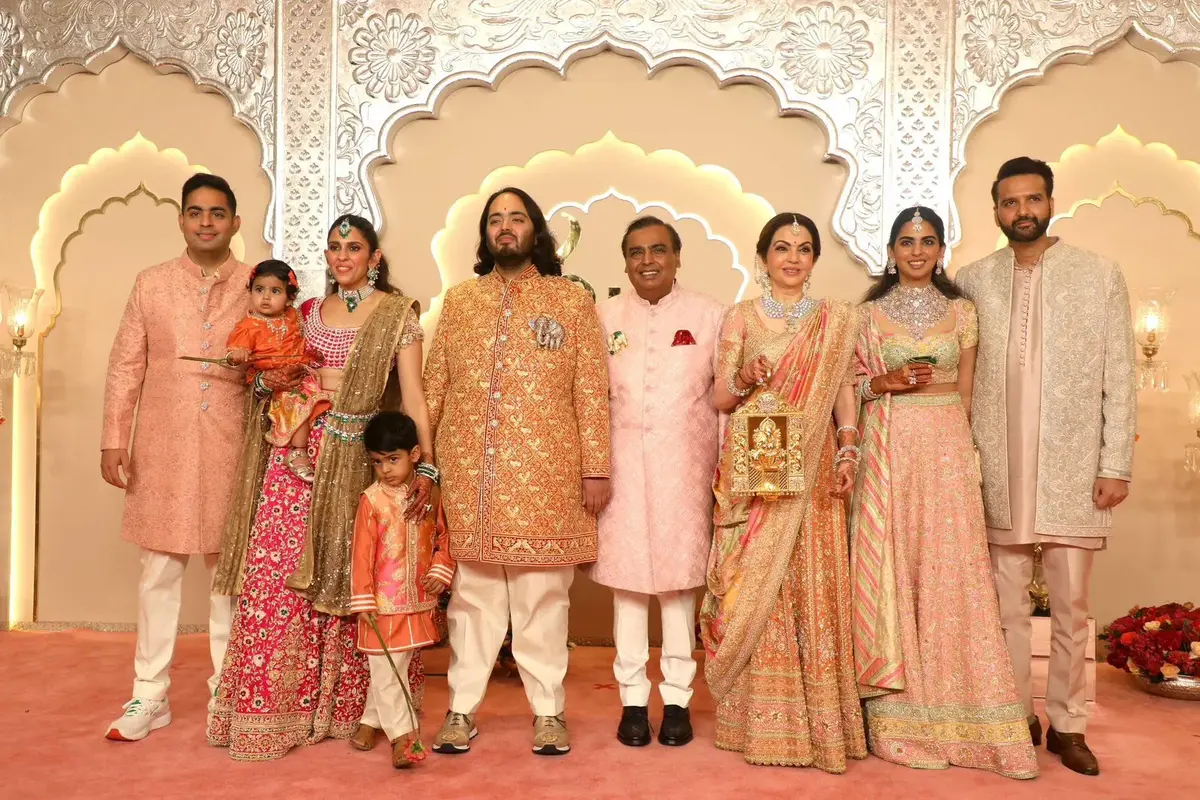 Anant-Radhika Wedding: अनंत-राधिका की शादी में सितारों का जमावड़ा, देखें तस्वीरें