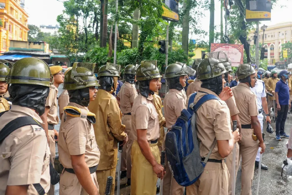 Two ACP and one Inspector suspended