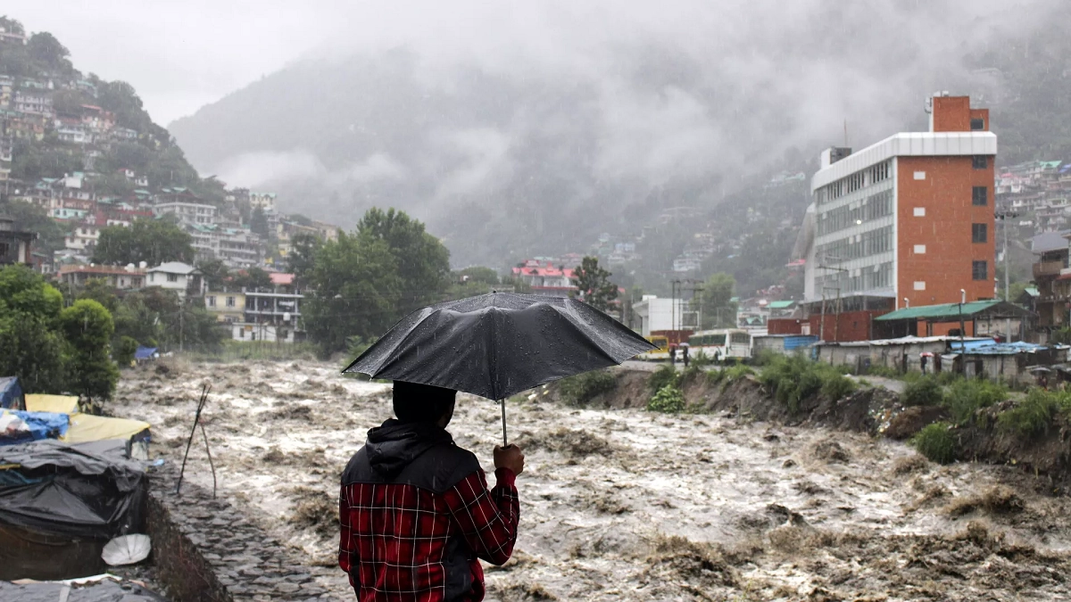 heavy rain in himachal