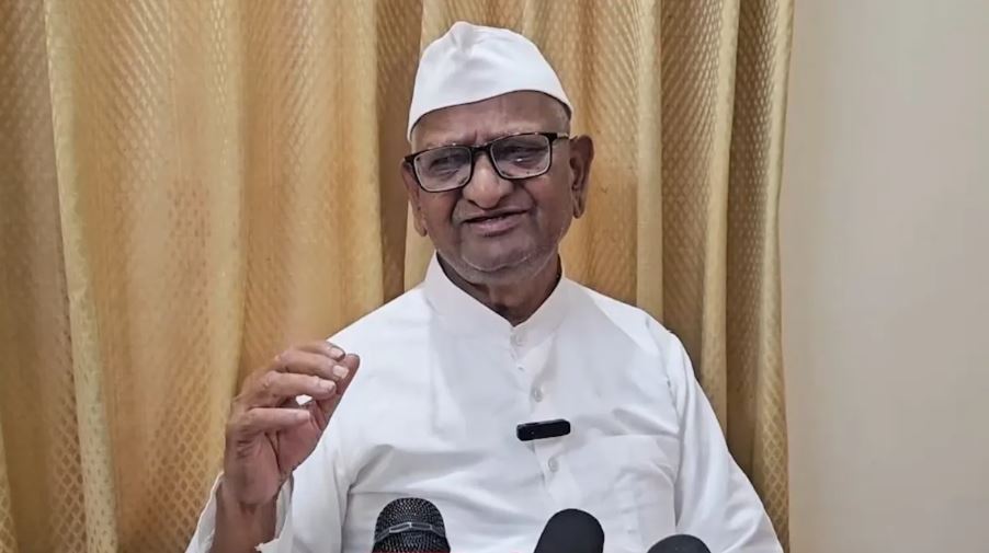 anna hazare photo