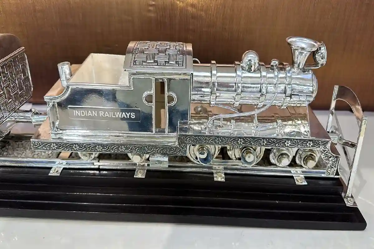 train model silver gifted