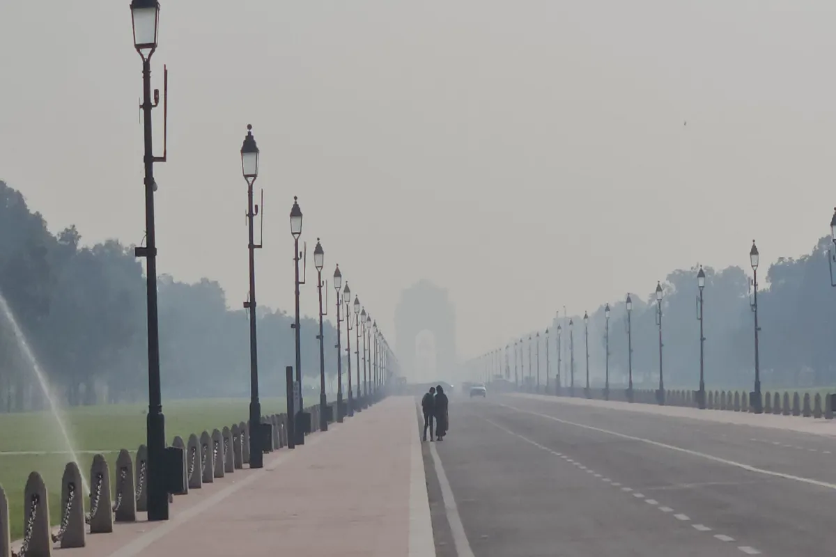 दिल्ली में कई इलाकों का एक्यूआई गंभीर श्रेणी में, सांस लेने में हो रही कठिनाई