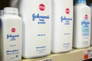 अमेरिका: Johnson & Johnson कंपनी इस व्यक्ति को देगी 126 करोड़, जानिए क्या है मामला