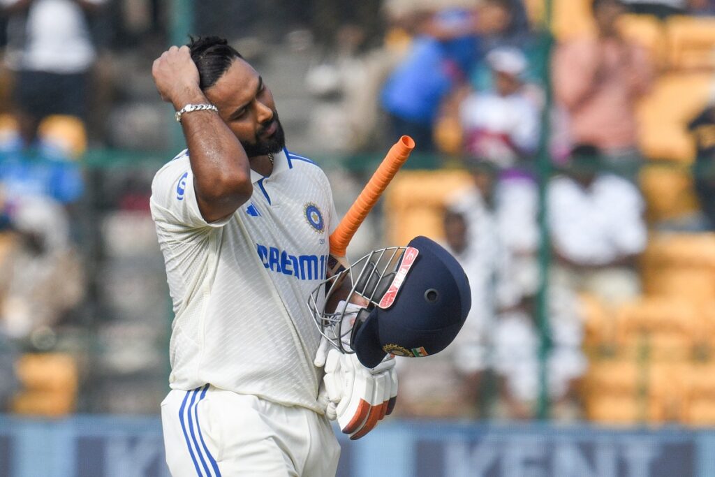 Rishabh Pant 10