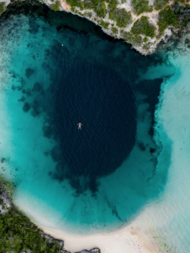 यहां है दुनिया का तीसरा सबसे गहरा Blue Hole, जिसे कहा जाता है ‘नरक का रास्‍ता’