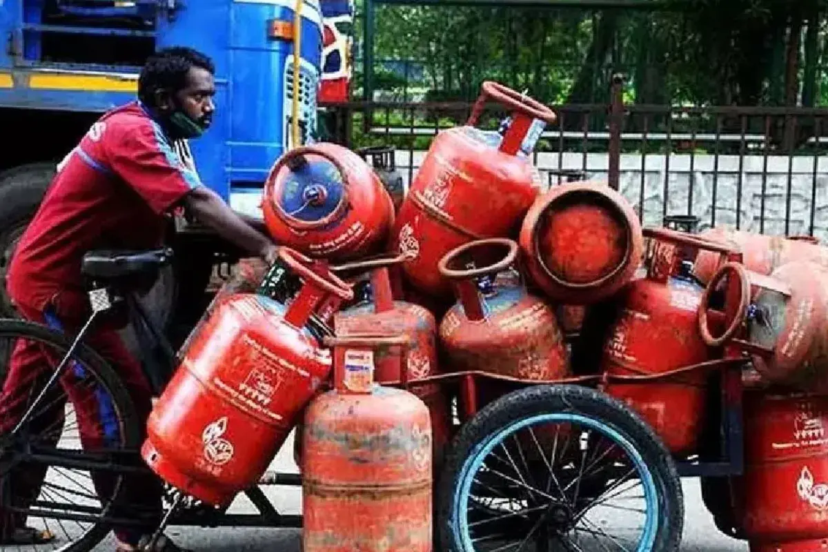 Free LPG Cylinder