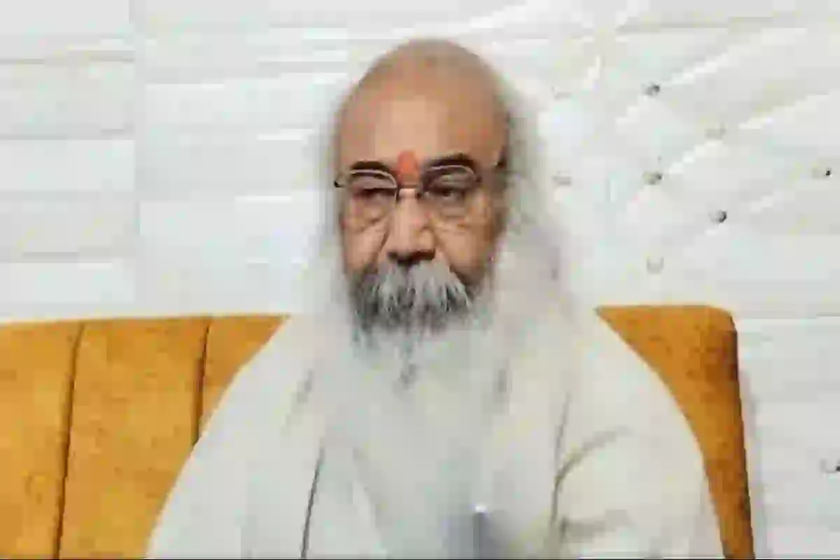 Acharya Pramod Krishnam (1)