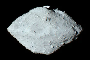 Asteroid Ryugu का टुकड़ा धरती पर लाए थे वैज्ञानिक, पृथ्वी पर पाए जाने वाले सूक्ष्मजीवों ने उस पर बनाई कॉलोनी