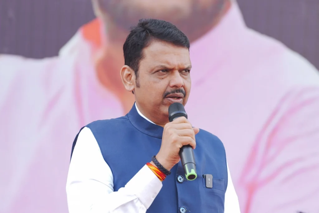 CM Fadnavis