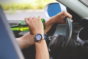 Drink & Drive: क्या आप शराब पीकर गाड़ी चलाते हो…तो एक गलती और इंश्योरेंस कंपनी कहेगी नो क्लेम!