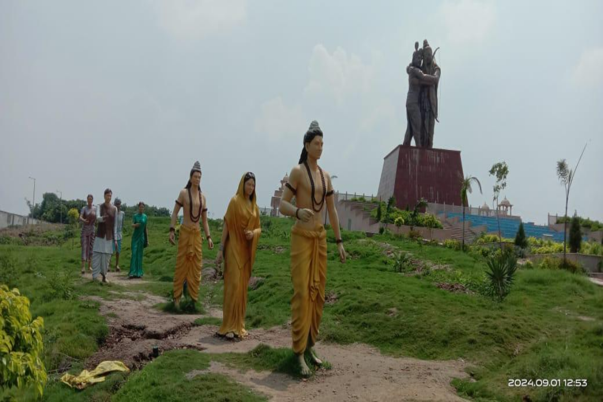 Shringaverpur Dham Mandir 1