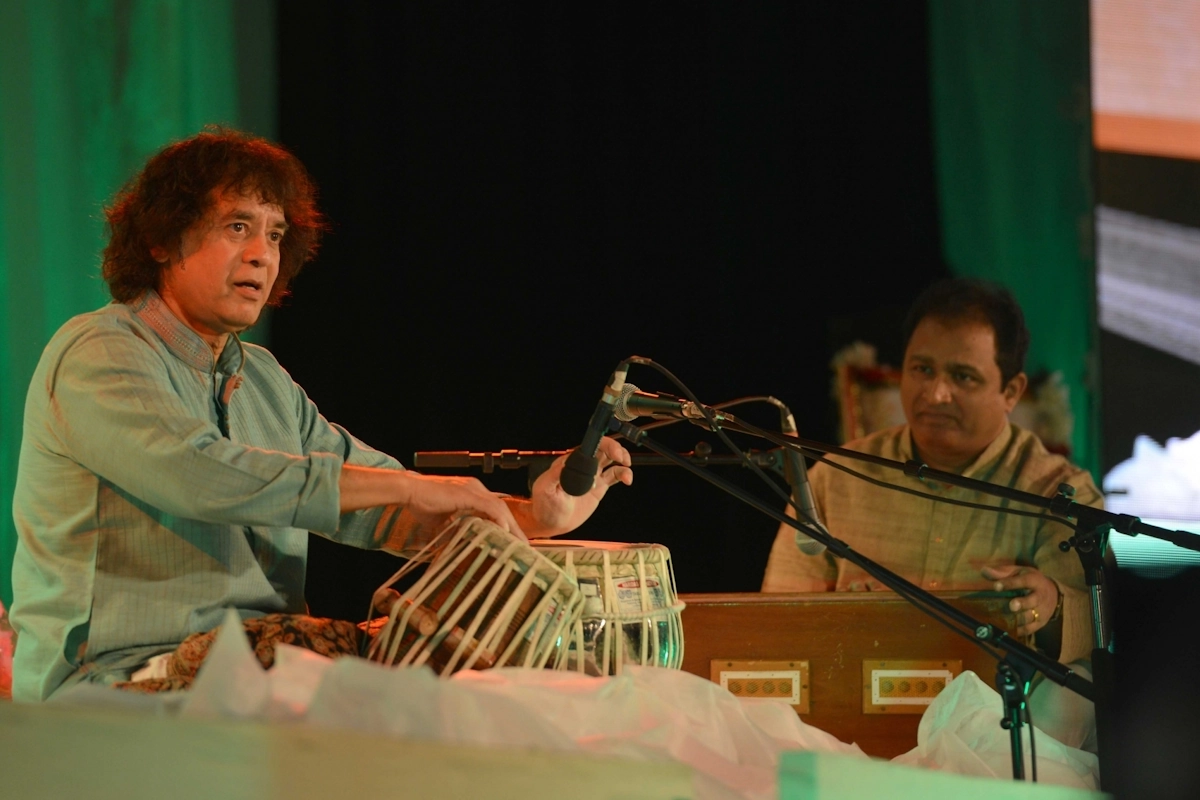 क्या है फेफड़े की खतरनाक बीमारी IPF, जिसके कारण हुआ Zakir Hussain का निधन