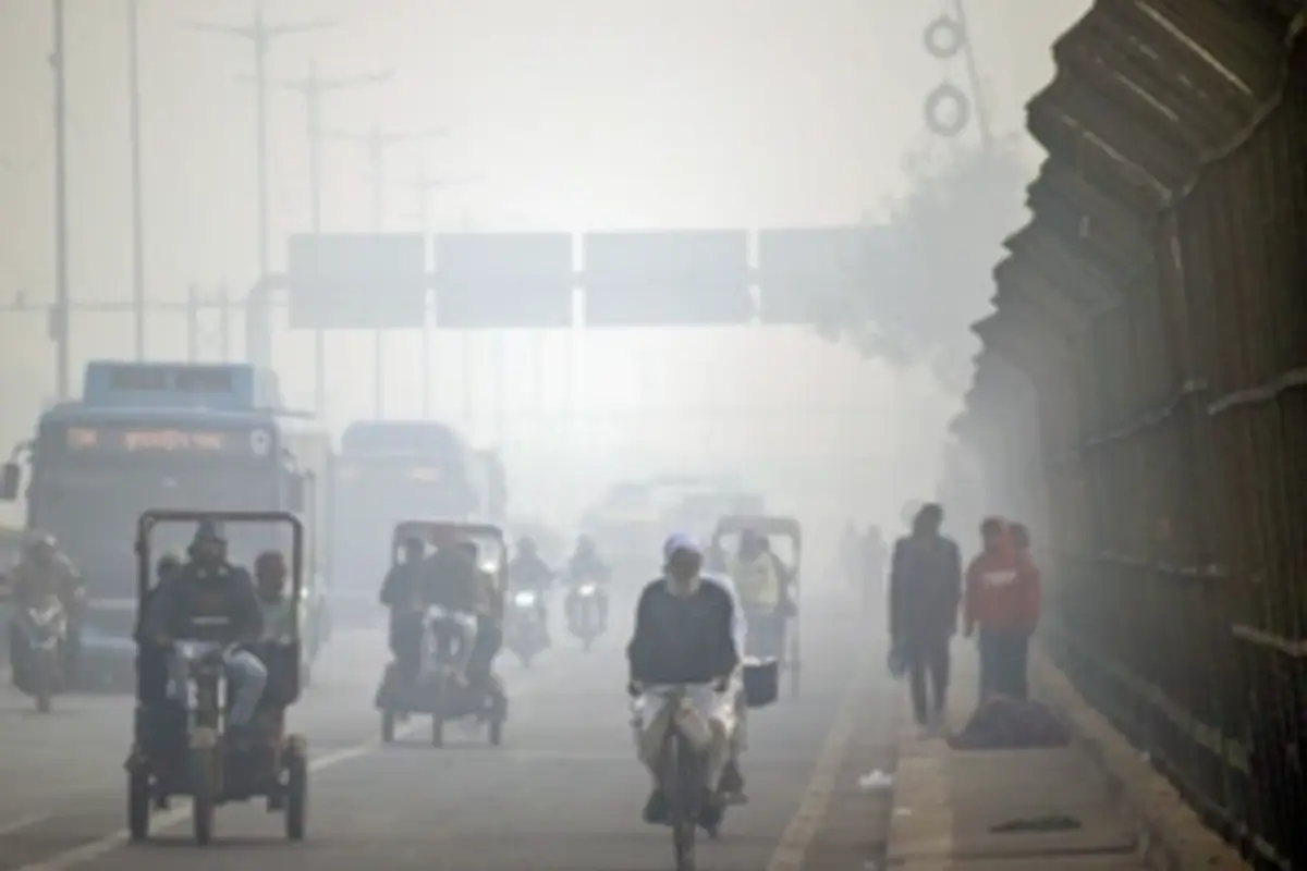 Delhi Air Pollution: शीतलहर के बीच दिल्ली में फिर से होने लगी घुटन, AQI ‘गंभीर’ स्तर पर पहुंचा