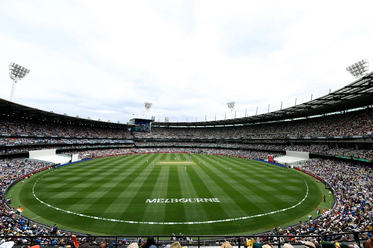 new record for Test attendance at MCG