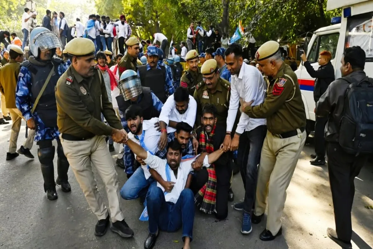 NSUI workers Protest