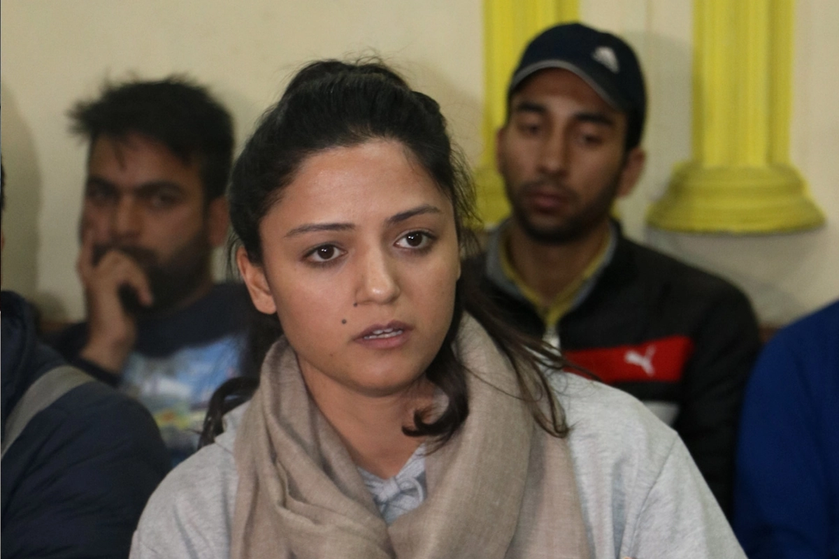 Srinagar: Former Jawaharlal Nehru University Students' Union (JNUSU) Vice-President Shehla Rashid Shora addresses a press conference in Srinagar on April 9, 2018. (Photo: IANS)