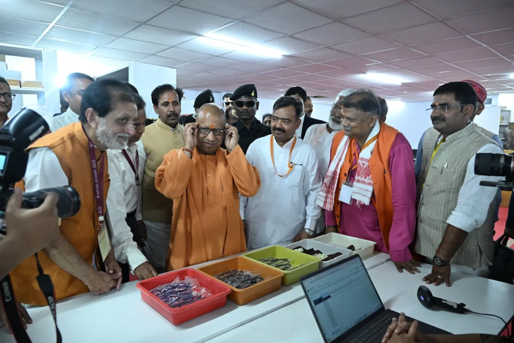 CM YOGI