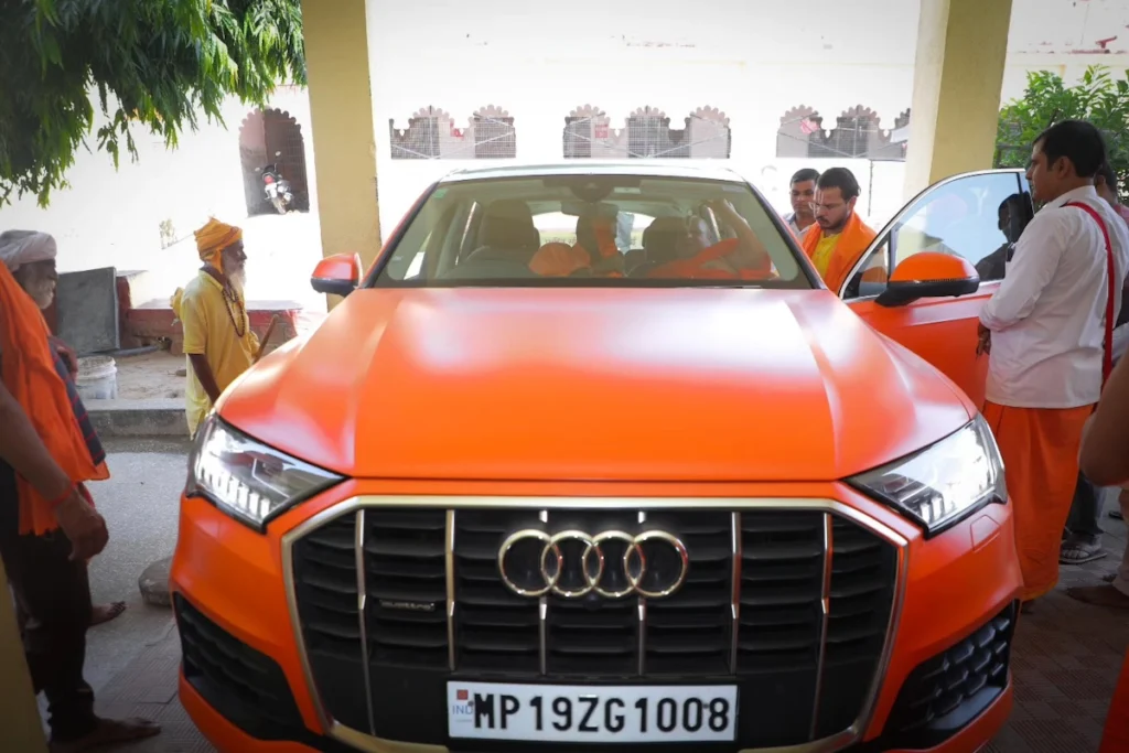 Luxury cars in Mahakumbh