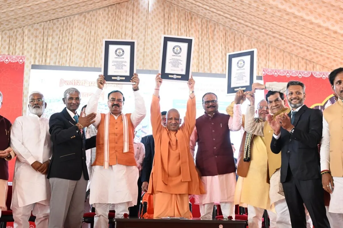 Mahakumbh 2025 Samapan CM Yogi (3)
