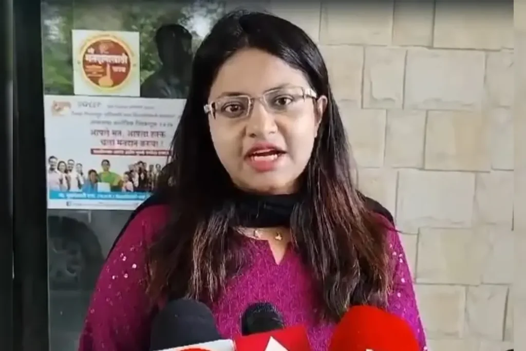 IAS Pooja Khedkar