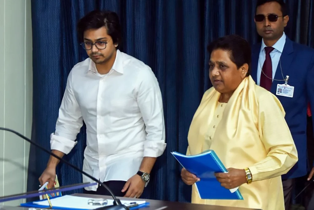 Mayawati expelled Akash Anand from BSP