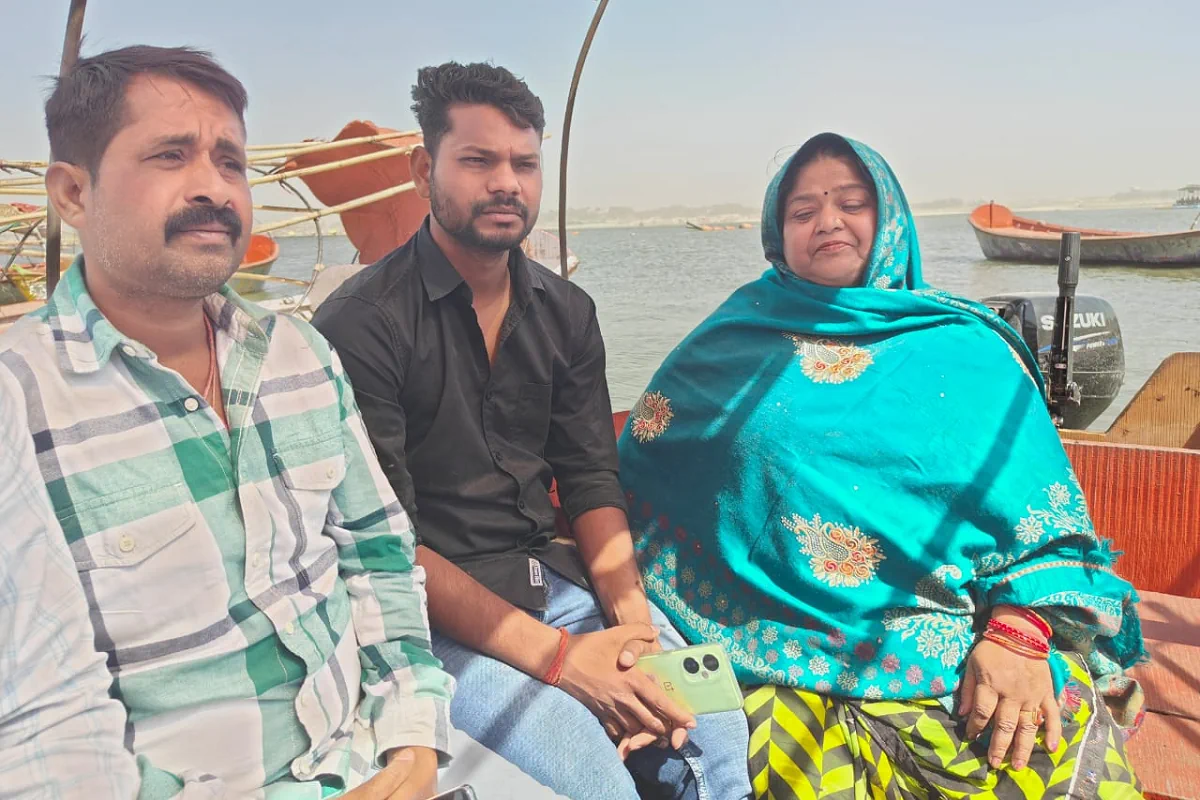 प्रयागराज महाकुम्भ ने बदल दी नाविक पिंटू महरा के परिवार की जिंदगी, 45 दिन में कमा डाले 30 करोड़
