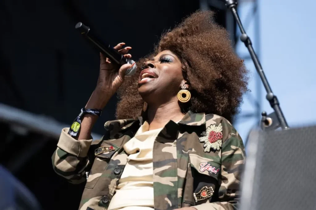 Singer Angie Stone Passed Away