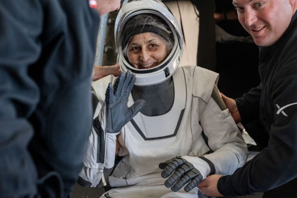sunita williams return