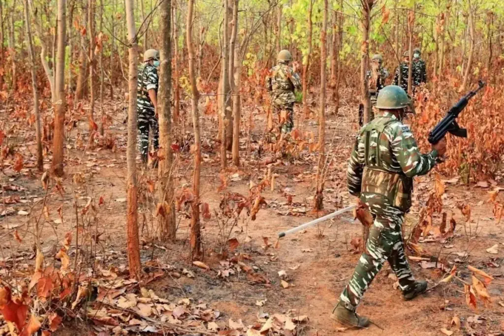 Woman Naxal killed