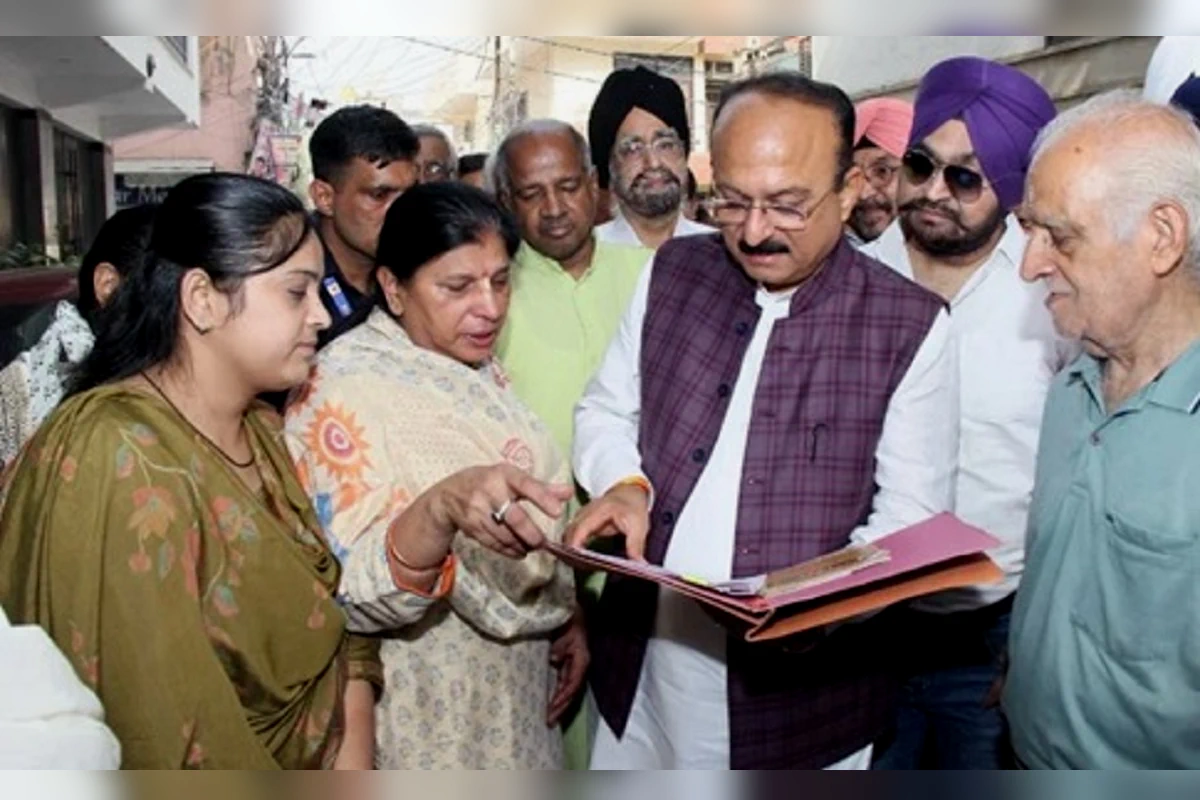 Janakpuri Delhi: शहरी विकास मंत्री आशीष सूद ने रखी कई परियोजनाओं की नींव, बोले- विकास का नया मॉडल बनेगा