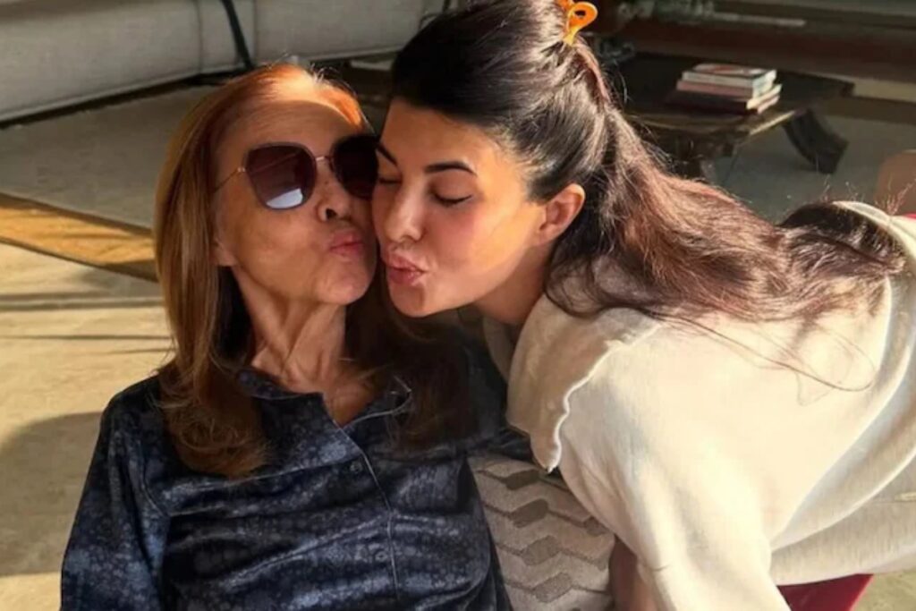 Jacqueline Fernandez mother Death