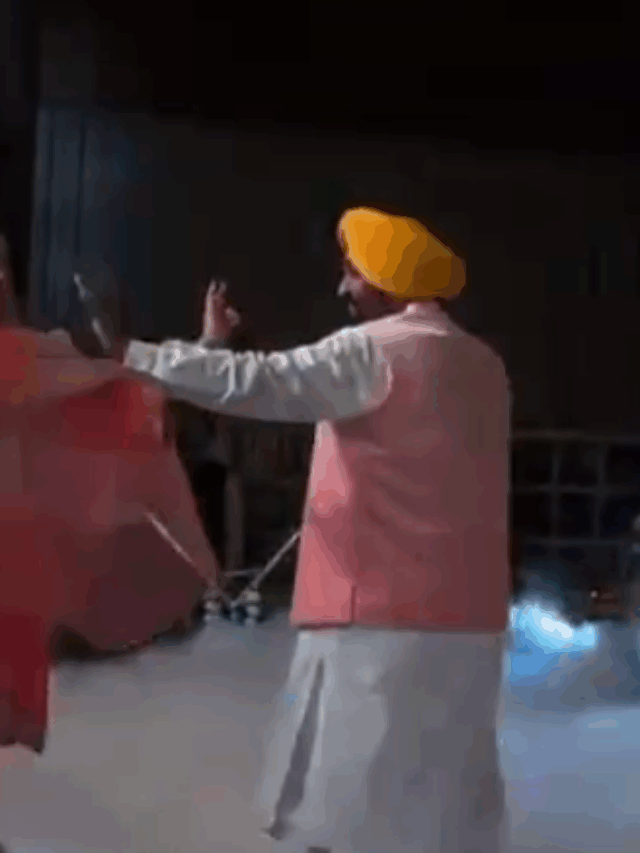 केजरीवाल की बेटी की शादी में CM भगवंत मान ने किया जोरदार भांगड़ा, देखें Video