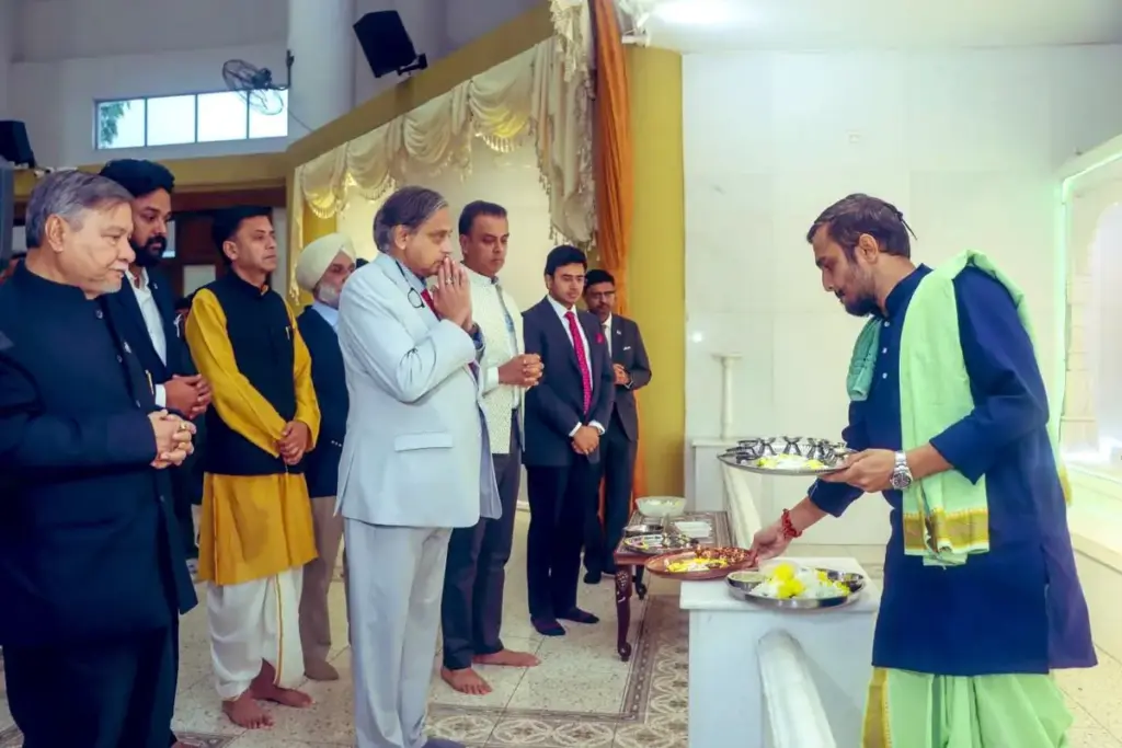 Shashi Tharoor