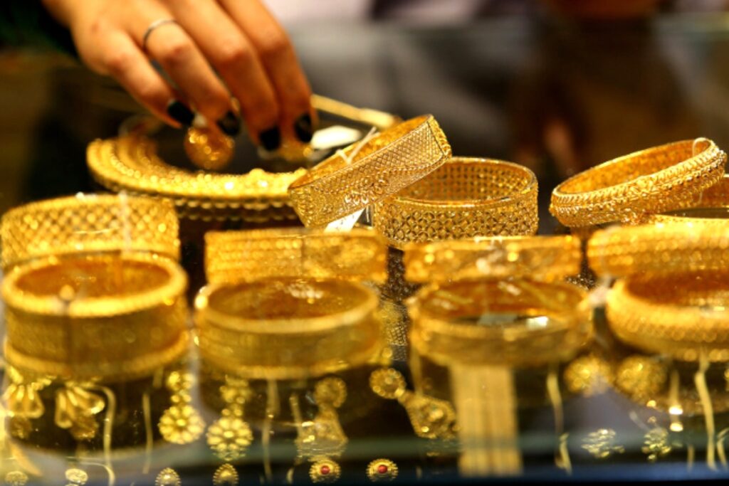 Gold Silver Price Today: आज नहीं बदले सोने-चांदी के दाम