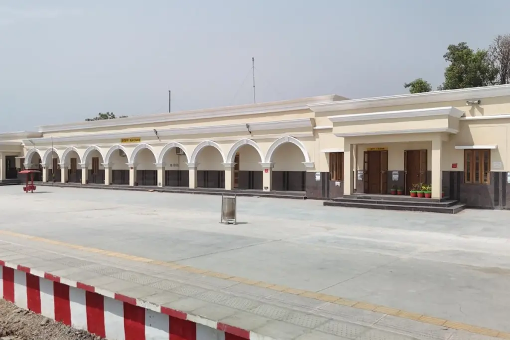 Karchhana railway station