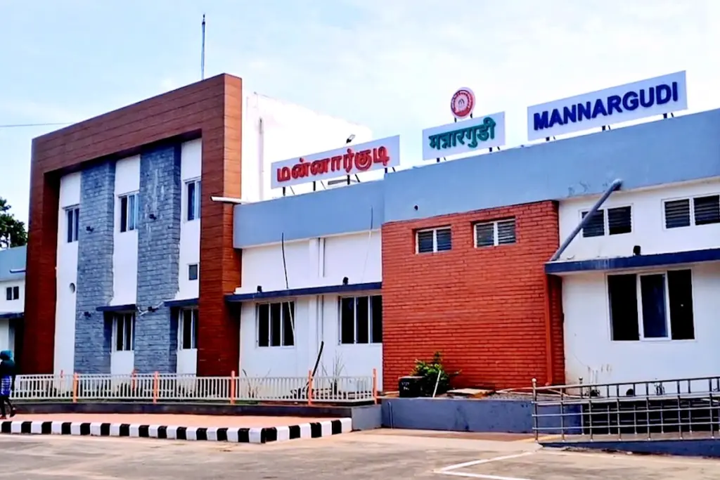 Mannargudi Railway Statio