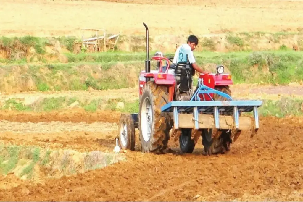 Tractor Growth in UP