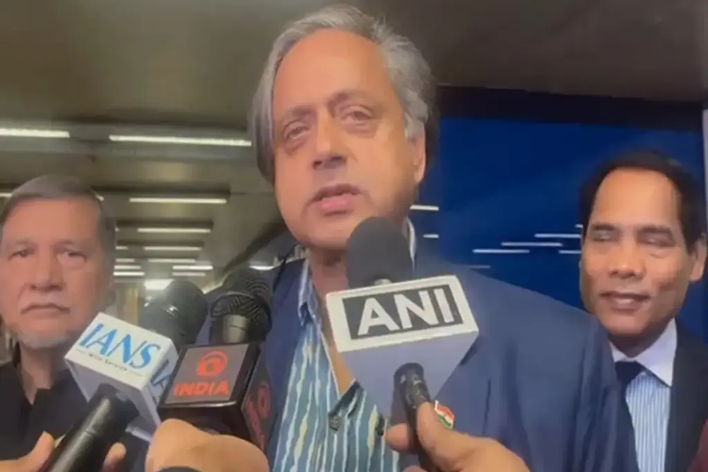Shashi Tharoor