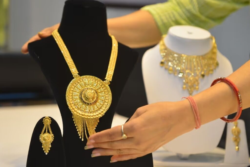 Gold Silver Price Today, Gold Price Today, Silver Price Today, Delhi Gold Rate