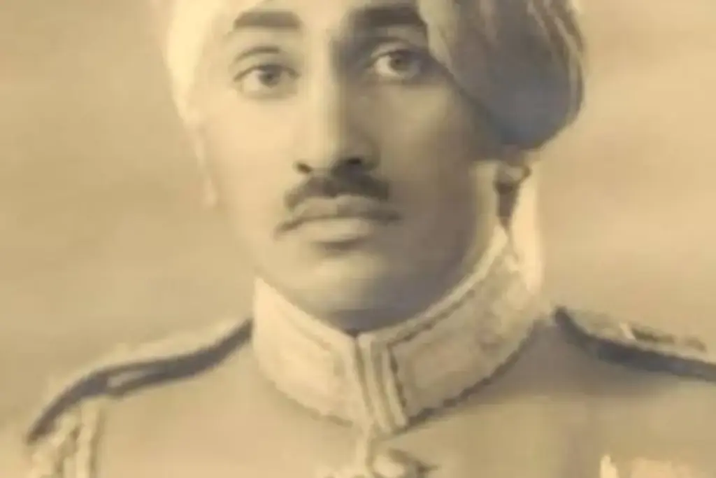 कौन थे हिंदी गद्य को नई दिशा देने वाले साहित्यकार? इंग्लैंड में भी गूंजी लेखनी, जानें पूरी कहानी- भारत एक्सप्रेस