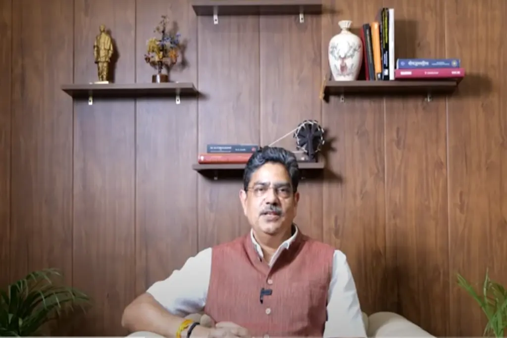 लखनऊ विश्वविद्यालय के कुलपति प्रोफेसर आलोक कुमार राय होंगे IIM कोलकाता के निदेशक, पद छोड़ते हुए जताया आभार - भारत एक्सप्रेस
