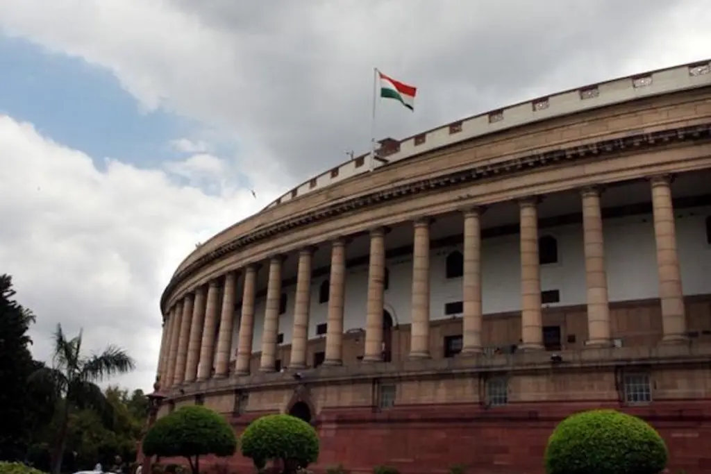 MONSOON SESSION
