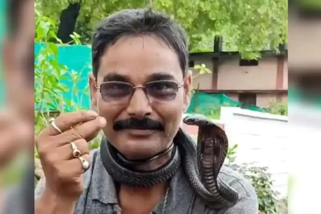 Madhya Pradesh Snake Friend Died
