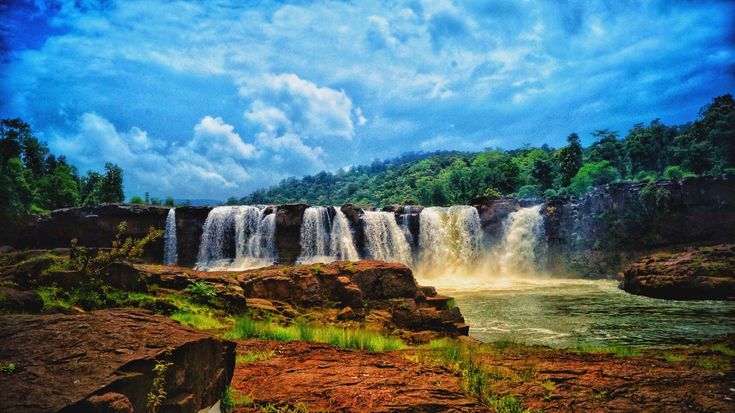 Saputara Waterfall
