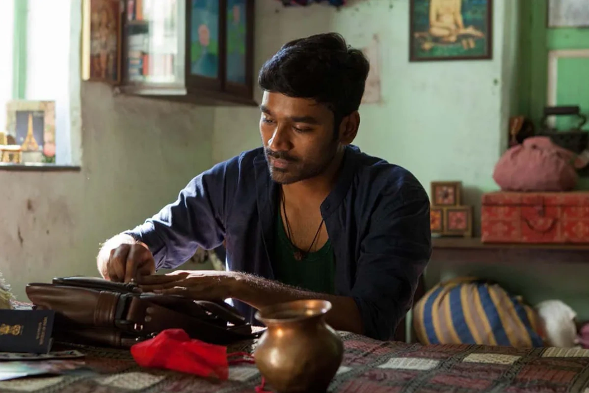 वे हॉलीवुड में काम करने वाले पहले तमिल अभिनेता हैं. उन्होंने द एक्स्ट्राऑर्डिनरी जर्नी ऑफ द फकीर (2018) से शुरुआत की और फिर द ग्रे मैन (2022) में रयान गोसलिंग और क्रिस इवांस के साथ नजर आए. 