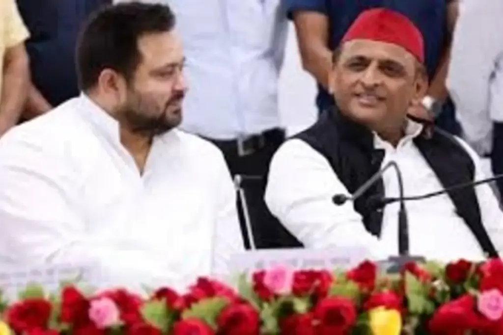 अखिलेश यादव औ तेजस्वी यादव