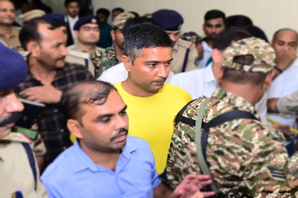 पूर्व सीएम भूपेश बघेल के बेटे चैतन्य बघेल