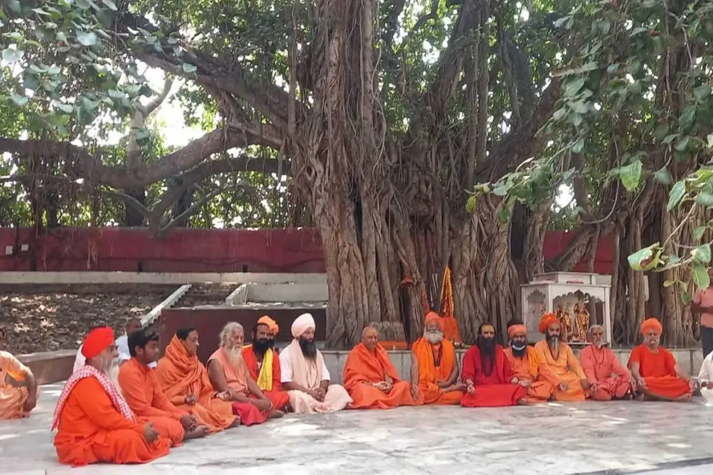 Akhil Bhartiya Akhada Parishad