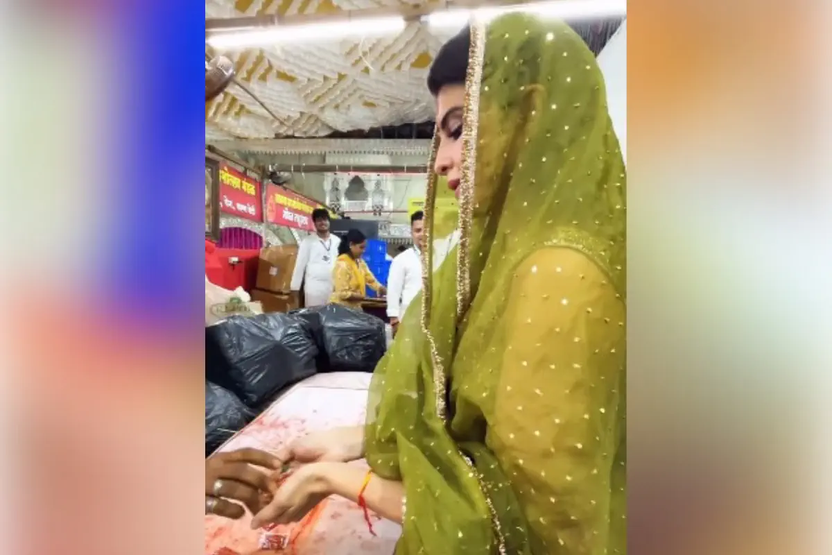 साजिद नाडियाडवाला के बैनर नाडियाडवाला ग्रैंडसन एंटरटेनमेंट के तहत बनी यह फिल्म 6 जून को रिलीज हुई थी. जैकलीन की अगली फिल्म वेलकम टू द जंगल है, जिसका निर्देशन अहमद खान ने किया है.